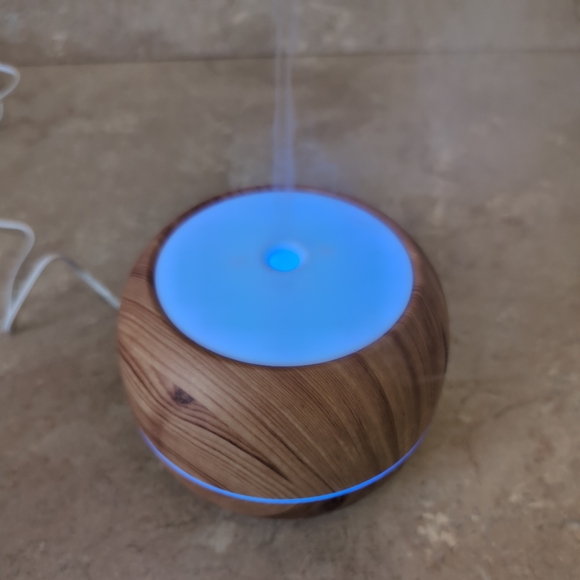 Aroma Oil Diffuser - Picture 7 of 8